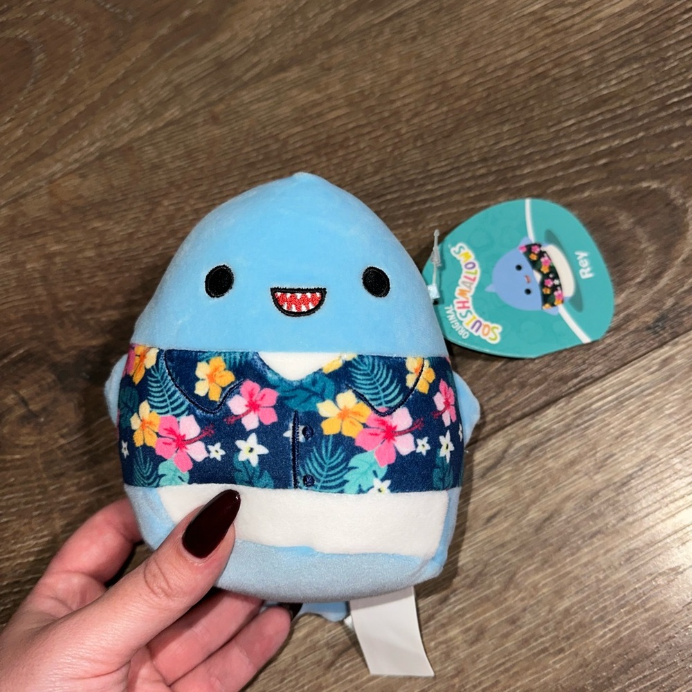 5” squishmallow Rey nwt